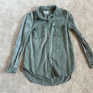 Old navy button up blouse